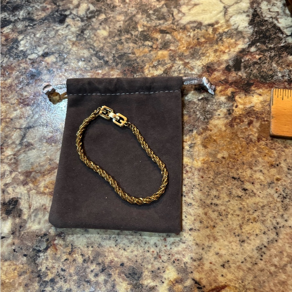 Givenchy Gold Rope Chain Bracelet - Picture 2 of 7